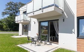 Apartament Pod Lasem z klimatyzacją i 2 sypialniami